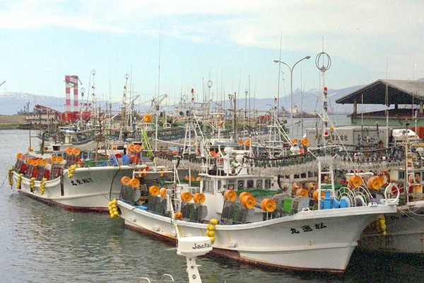 Des bâteaux de pêches au port-CRÉDIT : STUART RANKIN.